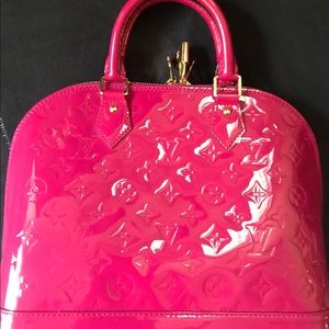 LOUIS VUITTON PM MONOGRAM VERNIS ALMA HANDBAG 👜